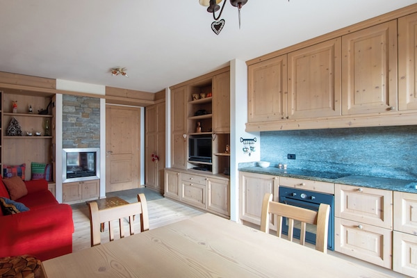 Apartment (2 Bedrooms) | Private kitchenette