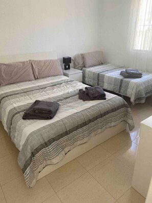 Villa - 4 soveværelser - ryger - privat pool | 4 soveværelser