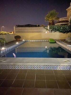 Villa, 4 Schlafzimmer, Raucher, eigener Pool | Pool | Außenpool