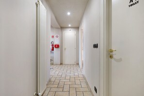 Interior - B&B La Rugiada with Wi-Fi (Pratomorone)