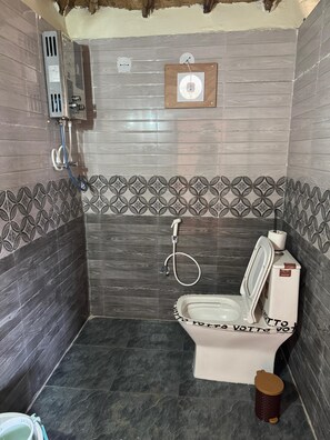 Deluxe Double Room, Hill View | Bathroom - Echoes Of Hampi (Koppal)