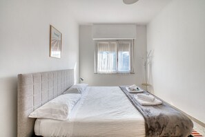 2 bedrooms, iron/ironing board - GuestHost - Cozy 77 sqm apartment, perfect for up to 4 people, located on the third floor of a building without an elevator.The property is located in a residential neighborhood of Perugia, well-served and equipped with all major amenities. Its strategic (Perugia)