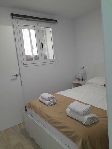 Central 1-Bedroom Apartment in Historic Úbeda-Aurora1