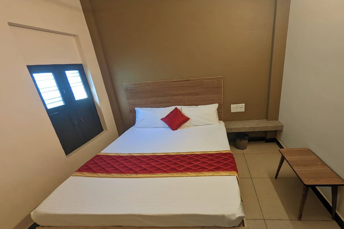 Basic Double Room | Free WiFi