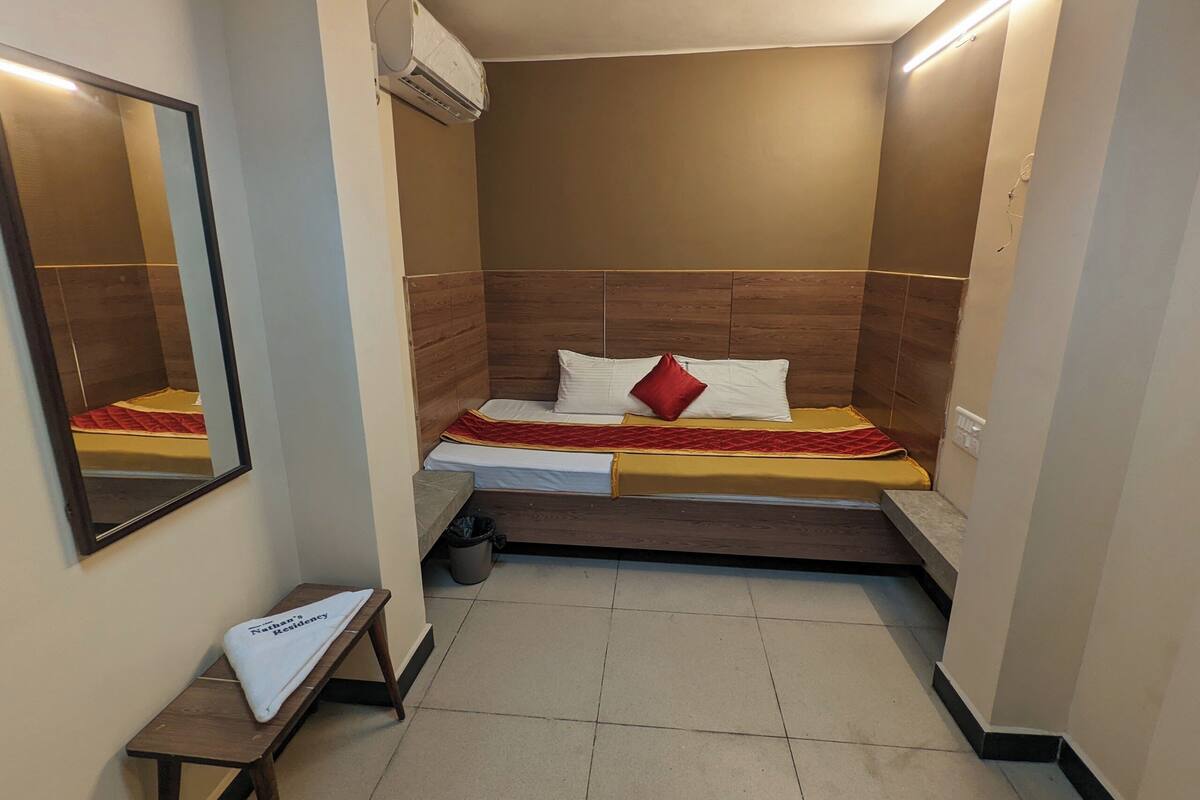 Deluxe Single Room | Free WiFi