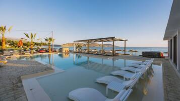Seasonal outdoor pool, sun loungers