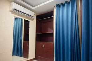 Room - Hotel Glory By Seasons (Indore)