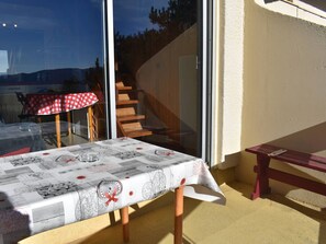Terrace/patio - Bright studio with mezzanine for 4 guests in Font-Romeu (Font-Romeu-Odeillo-Via)