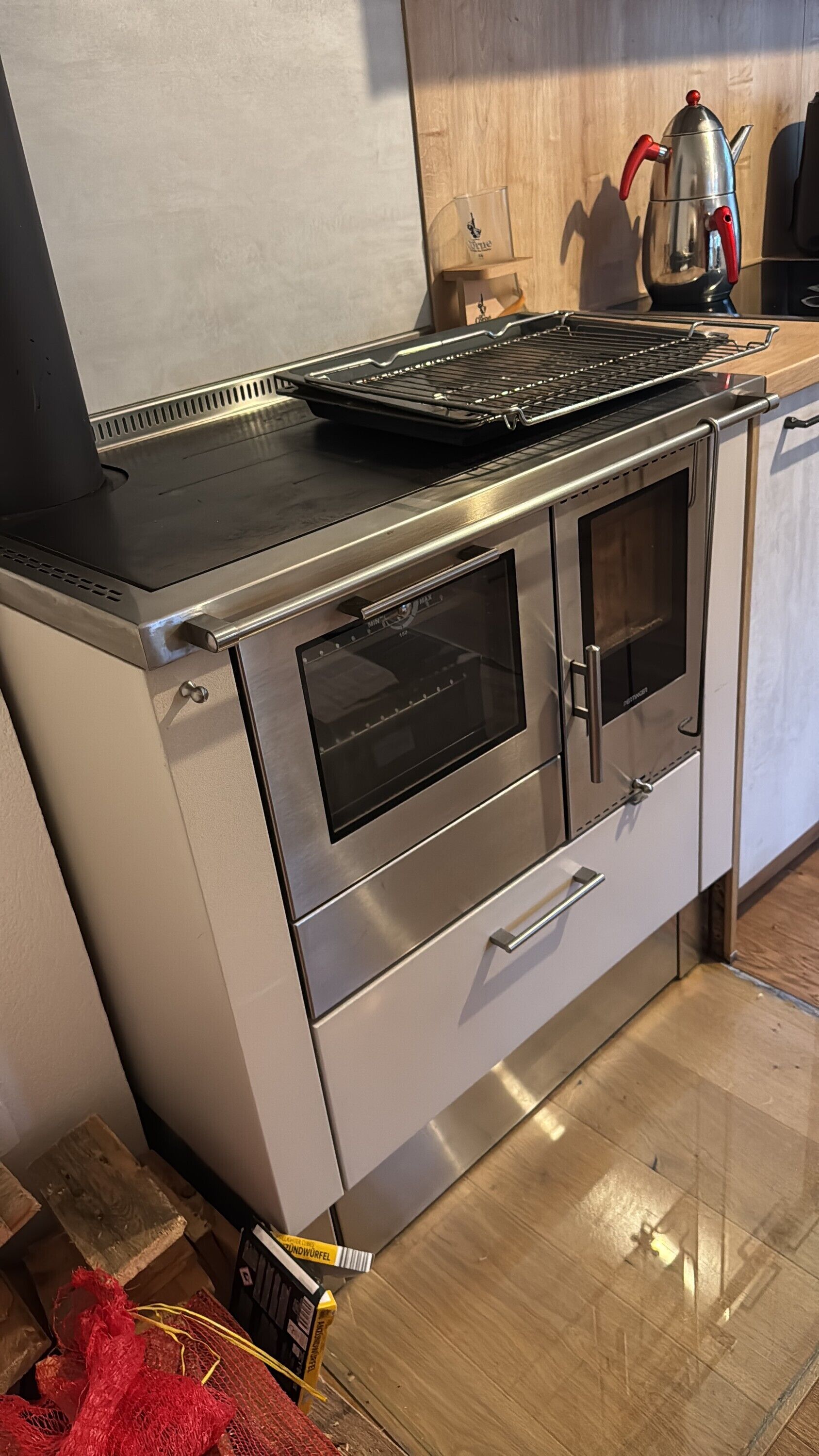 Kühlschrank, Ofen, Herdplatte, Geschirrspüler