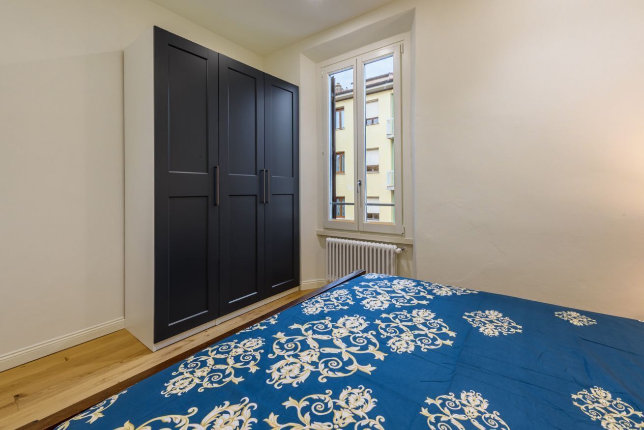 2 bedrooms, iron/ironing board