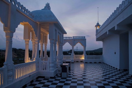 Exterior. Uday Horizon Resort