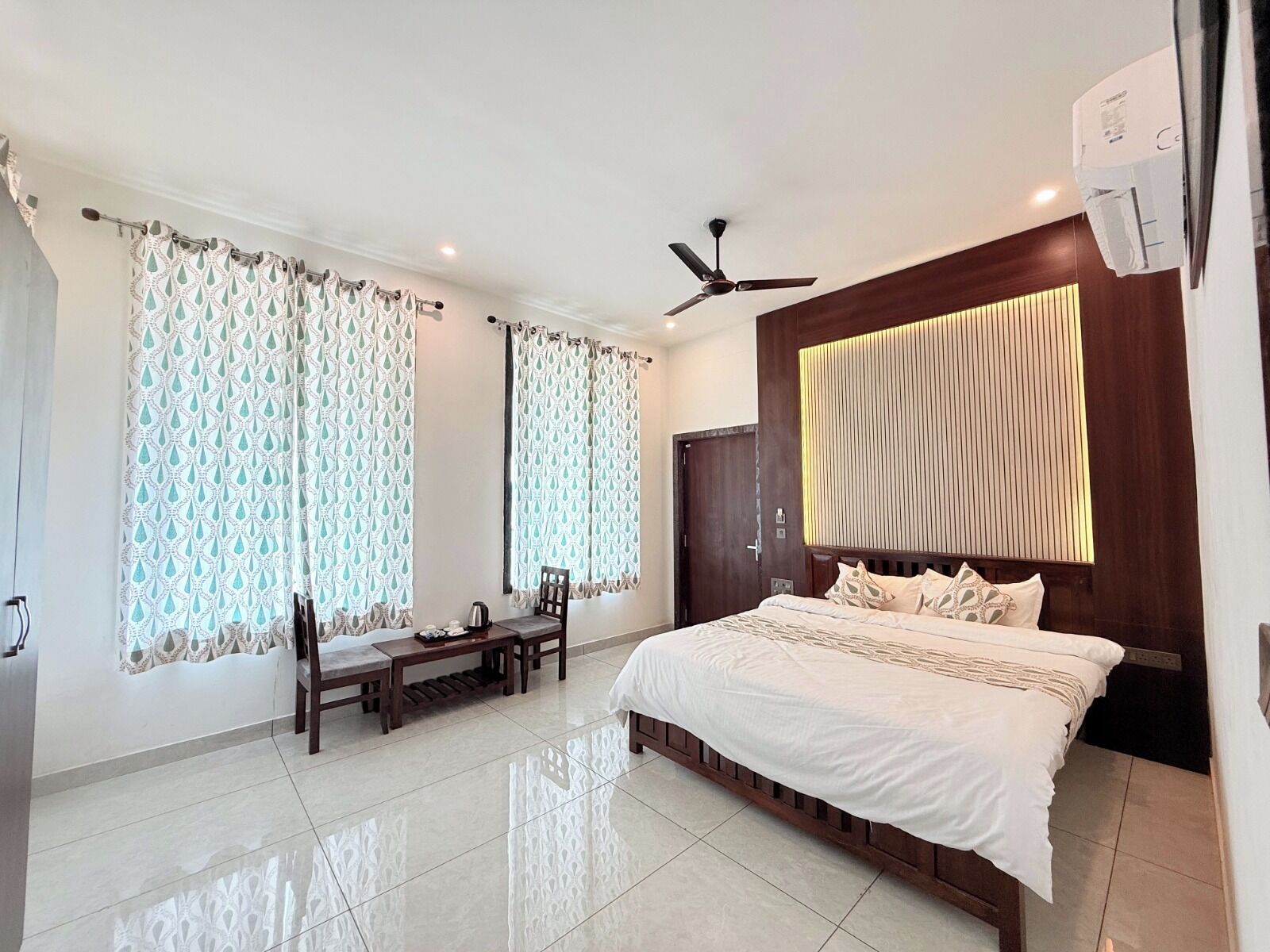 Deluxe Room, Garden View