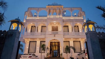 Fachada del alojamiento