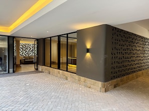 Front of property - Kozi Wilson Airport (Nairobi)