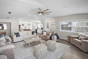 House - Serene Matanzas Beach House Half A Mile to Sand (St. Augustine)