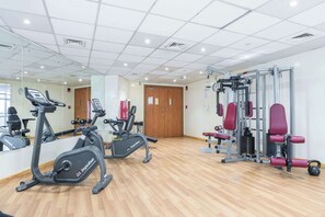 House - Stayshort - Chic Studio in Lago Vista That Sleeps 4 (Dubai)