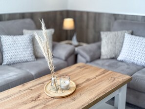 Televisie en een open haard