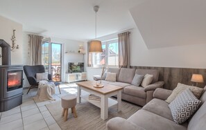 Televisie en een open haard