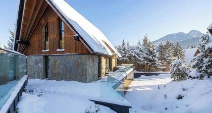 Sobiczkowa Bór 30A Kościelisko | Luxury Apartment with Mountain View and Air Conditioned Living Room