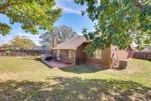 House (3 Bedrooms) | Interior - Private Pool & Hot Tub: Dog-friendly Live Oak Home (San Antonio)