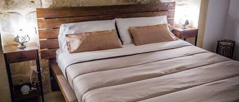 Ferros/tábuas de passar roupa, Wi-Fi, roupa de cama