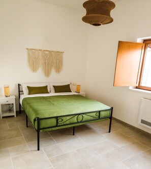 Strygejern/strygebræt, Wi-Fi, sengetøj