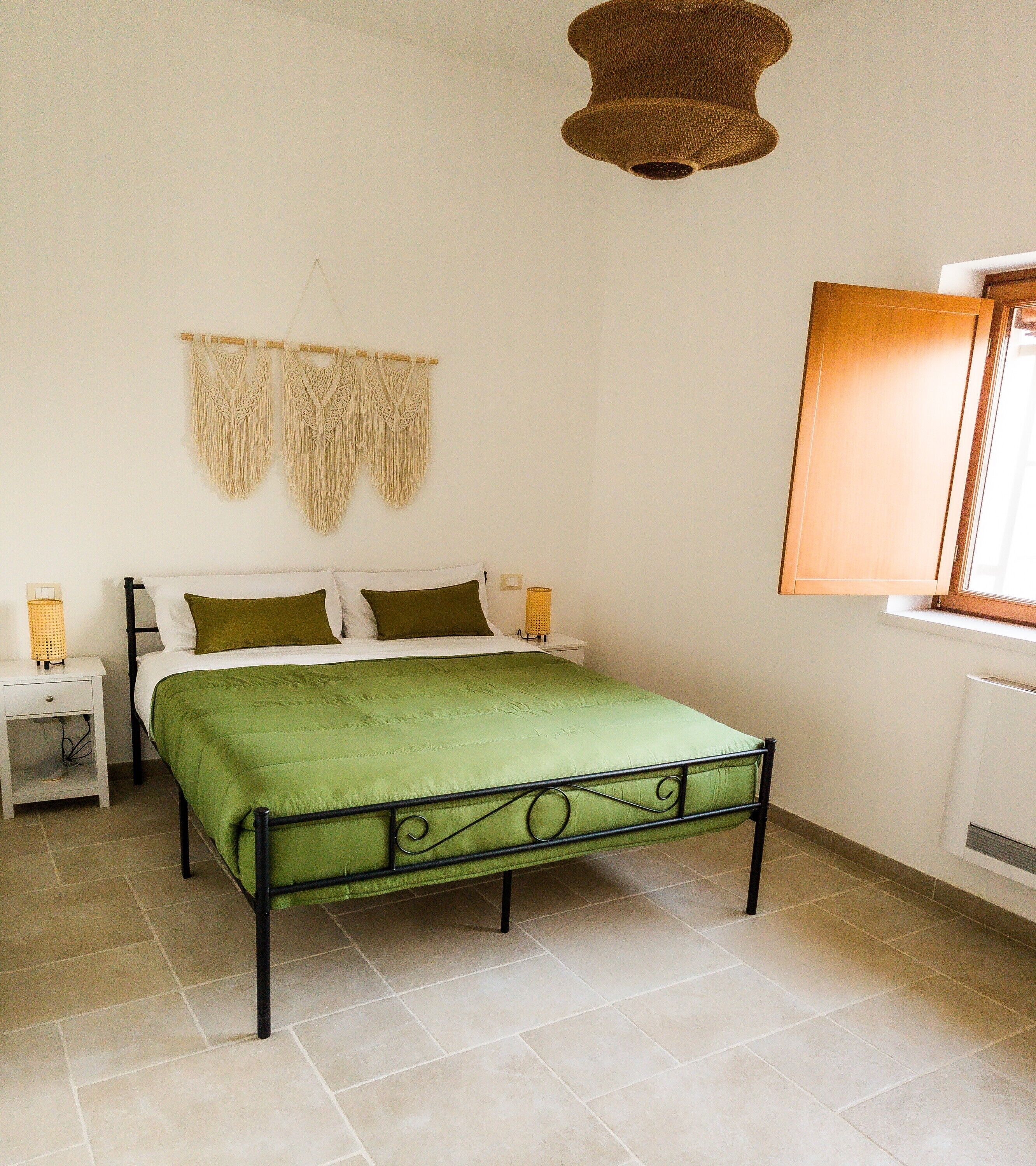 Fer et planche à repasser, Wi-Fi, draps fournis