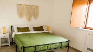 Fer et planche Ă repasser, Wi-Fi, draps fournis