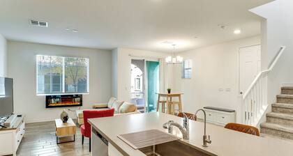 Patio + Pool Access: Wfh-friendly Las Vegas Hub!