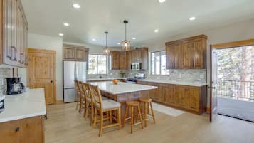 Nhà (5 Bedrooms) | Nội thất