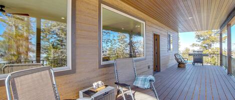 House (5 Bedrooms) | Interior