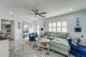 House (2 Bedrooms) | Front of property