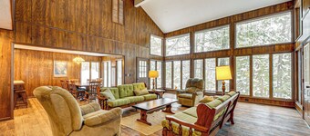 Near Manistee National Forest! Retro Cabin Retreat