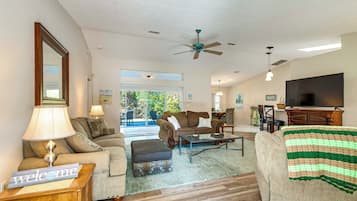 House (3 Bedrooms) | Interior