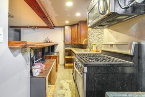 Hús (3 Bedrooms) | Að innan