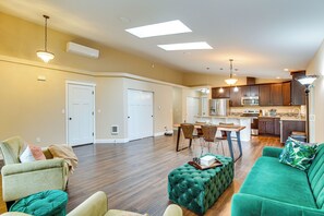 House (3 Bedrooms) | Interior - Puget Sound Single-level Gem w/ Outdoor Fun! (Puyallup)