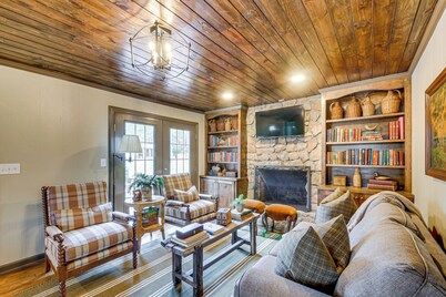 Fishing Ponds: Peaceful Tifton Getaway