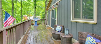 Crystal Mountain Resort Cabin: Golf, Hike, Swim!