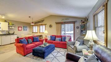 Rumah (4 Bedrooms) | Bagian depan properti