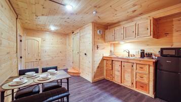 Apartment (1 Bedroom) | Interior