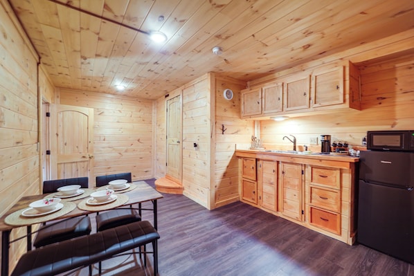 Apartment (1 Bedroom) | Interior - Hike, Fish, Sip & Ski: Quiet Apt in Mountain City (Mountain City)