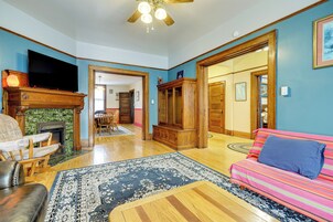 House (1 Bedroom) | Interior