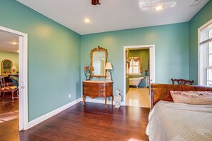 Interior - Hike, Fish & Explore Chattanooga! Lake-view Home (Wildwood)