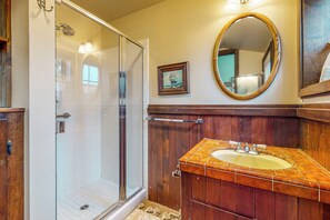 Interior - Renovated Forbestown Home w/ Fenced Yard! (Lakeport)