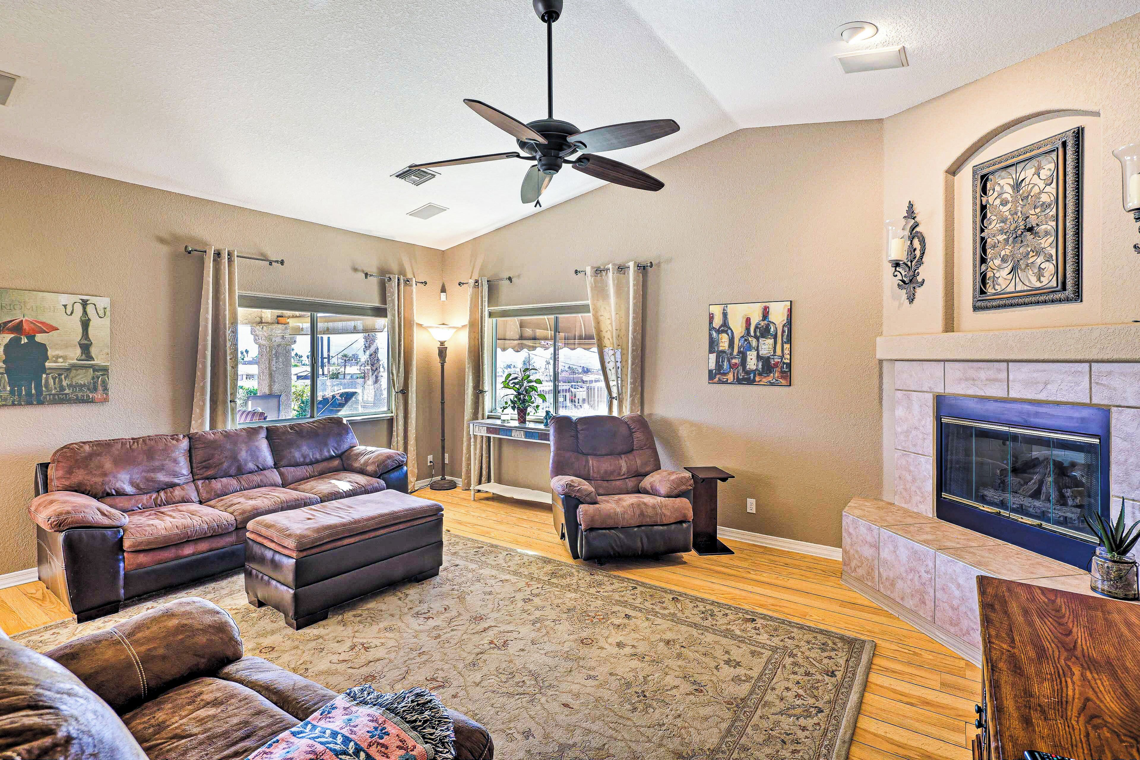 House (4 Bedrooms) | Interior