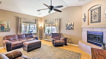 House (4 Bedrooms) | Interior