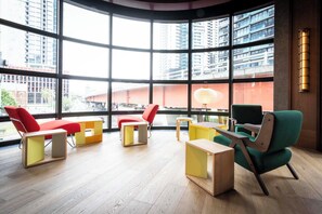 Interior - Stunning Executive Suite with Heated Pool, Gym, Sauna, Steam, next to Crown (Southbank)