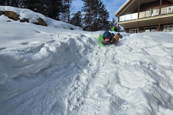 Enceinte de lâhĂ©bergement