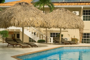 Outdoor pool - The Green Turtle  (Jan Thiel)