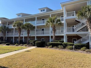 Exterior - Beautiful 2 Bedroom Condo in Barefoot Landing (North Myrtle Beach)